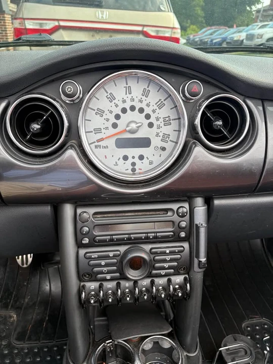 2008 Mini Mini 2nd Gen - Image 8 of 13