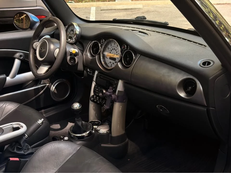 2008 Mini Mini 2nd Gen - Image 10 of 19