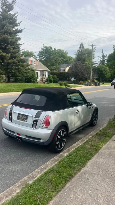2008 Mini Mini 2nd Gen - Image 3 of 3