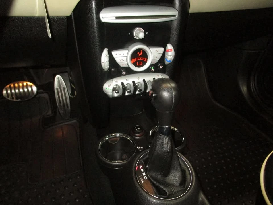 2008 Mini Mini 2nd Gen - Image 17 of 20