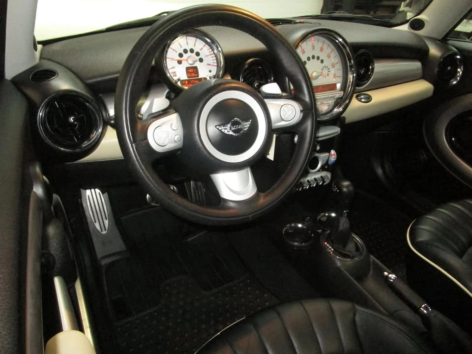 2008 Mini Mini 2nd Gen - Image 7 of 20