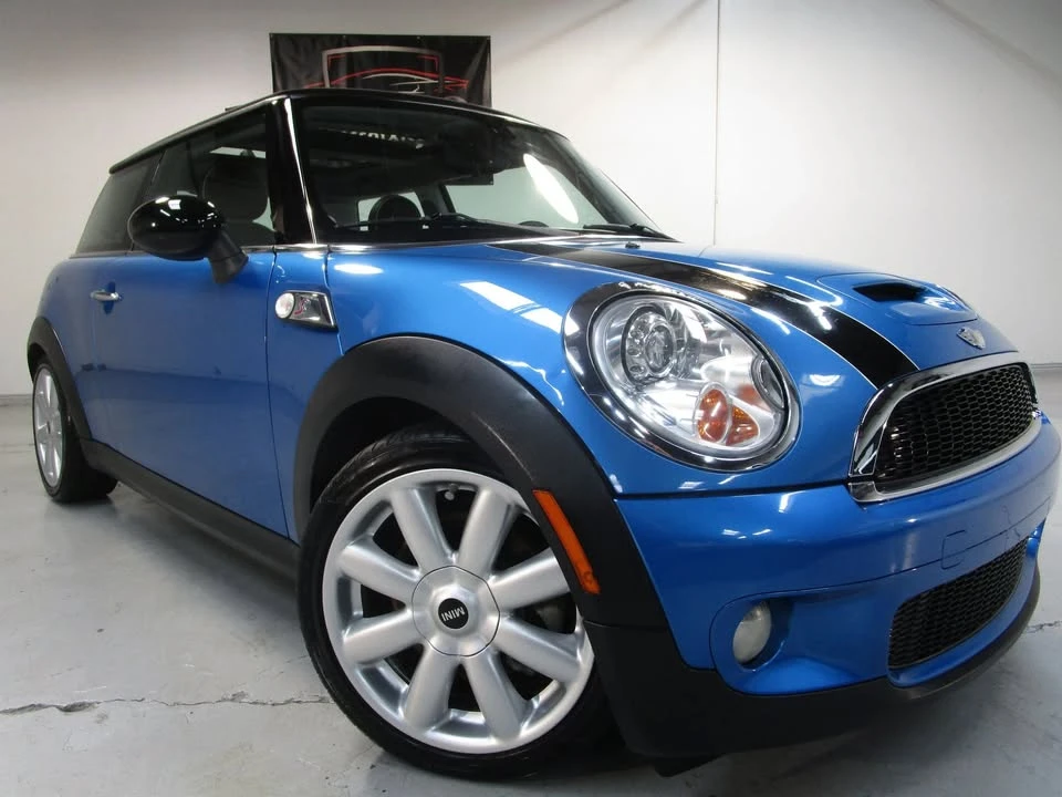 2008 Mini Mini 2nd Gen - Image 2 of 20