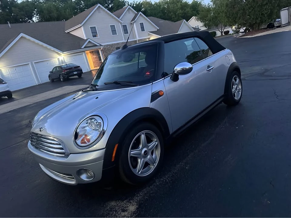 2008 Mini Mini 2nd Gen - Image 2 of 3