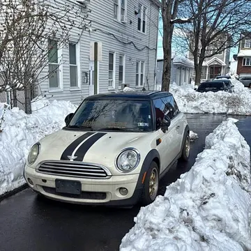 2008 MINI Cooper Hatchback 2D