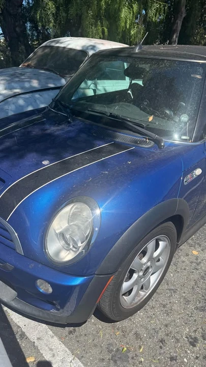 2008 Mini Mini 2nd Gen - Image 2 of 8