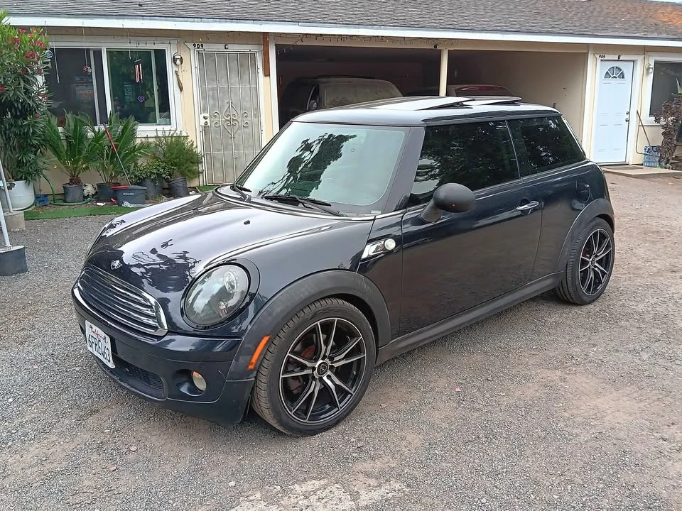 2008 Mini Mini 2nd Gen - Image 6 of 15