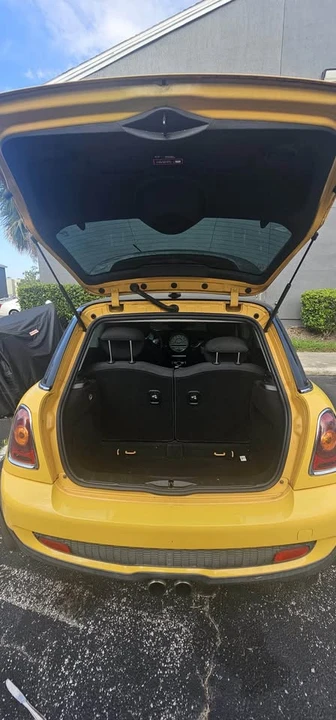 2008 Mini Mini 2nd Gen - Image 11 of 12