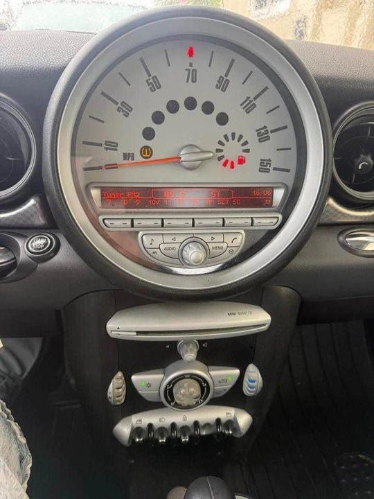 2008 Mini Mini 2nd Gen - Image 15 of 18