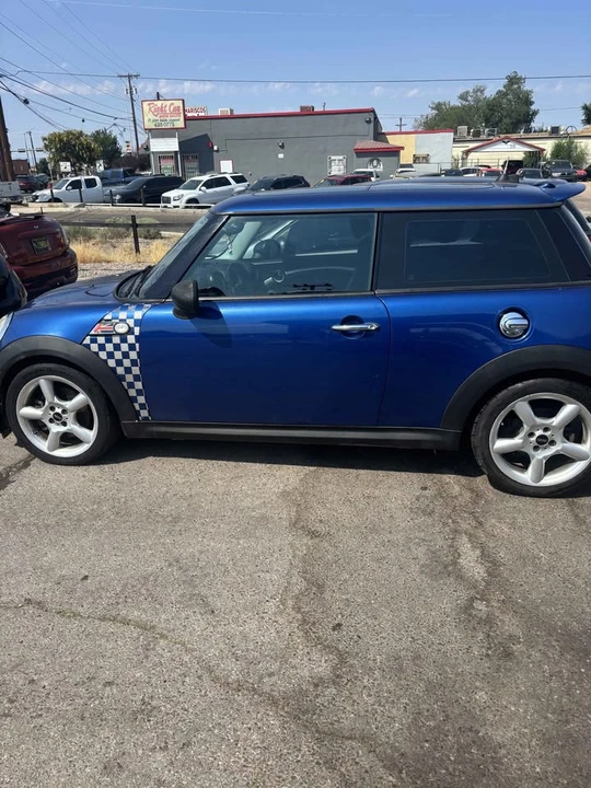 2008 Mini Mini 2nd Gen - Image 2 of 6