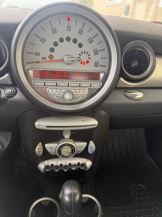 2008 Mini Mini 2nd Gen - Image 17 of 18