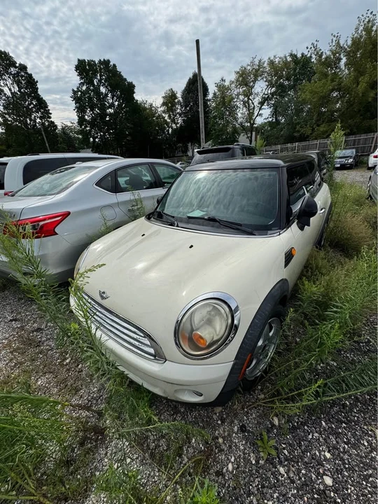 2008 Mini Mini 2nd Gen - Image 2 of 6