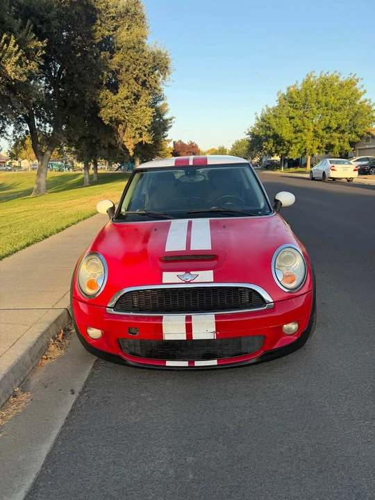 2008 Mini Mini 2nd Gen - Image 2 of 19