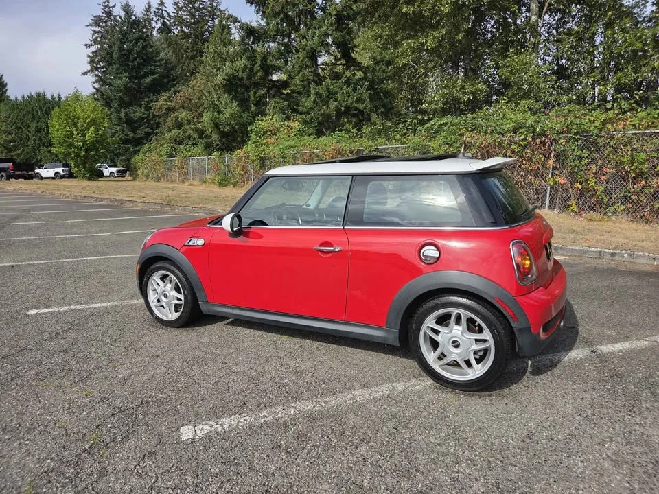 2008 Mini Mini 2nd Gen - Image 2 of 16