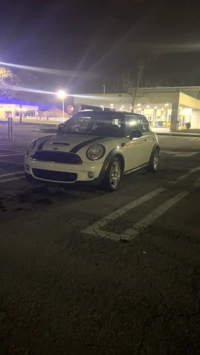 2008 Mini Mini 2nd Gen - Image 3 of 9