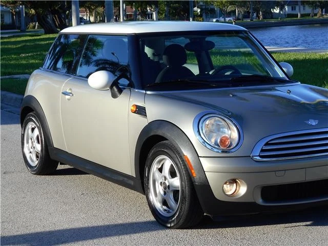 2008 Mini Mini 2nd Gen - Image 3 of 12