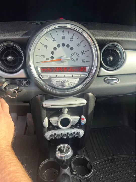 2008 Mini Mini 2nd Gen - Image 14 of 16