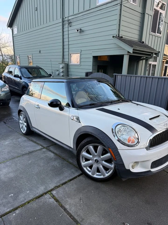 2008 Mini Mini Cooper S 1st Gen - Image 3 of 9
