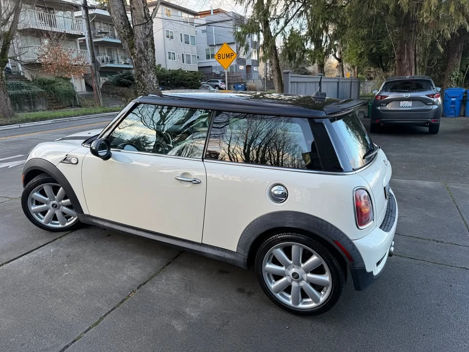 2008 Mini Mini Cooper S 1st Gen - Image 6 of 9
