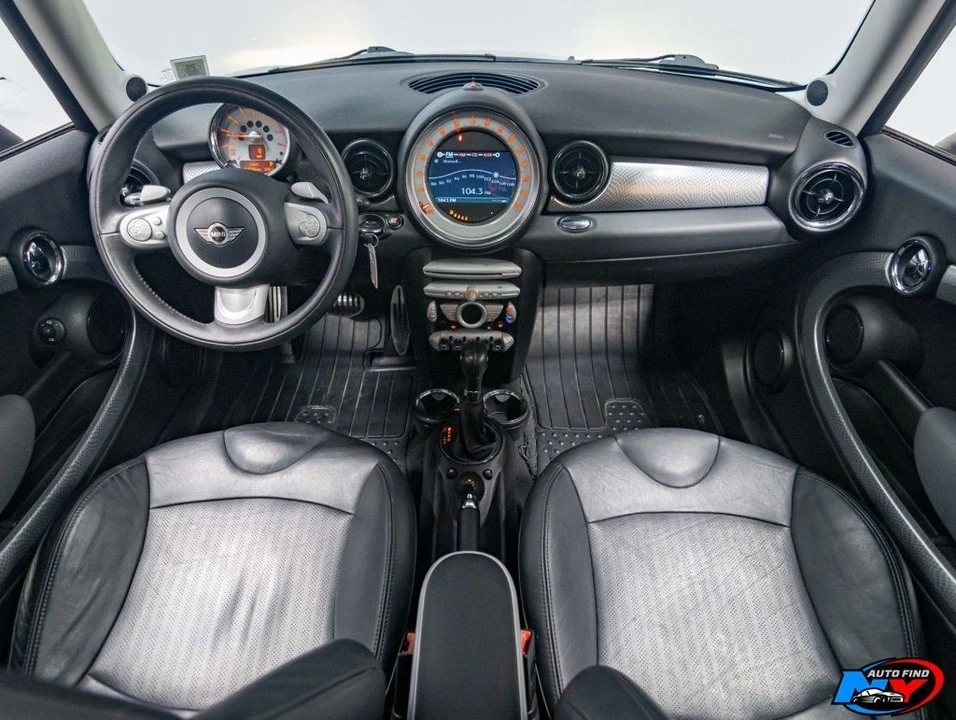 2008 Mini Mini 2nd Gen - Image 2 of 21
