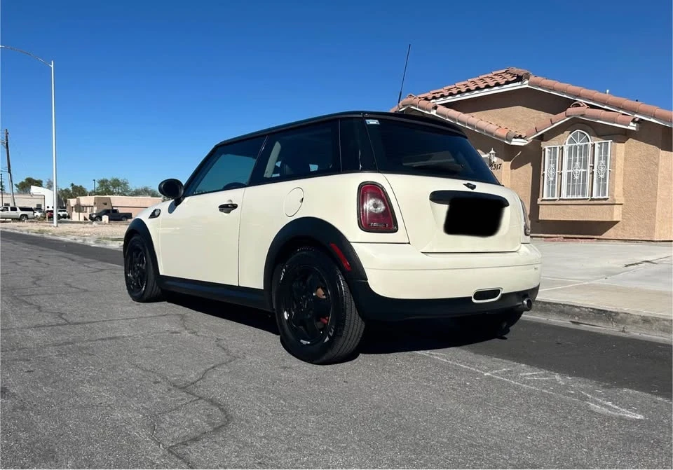 2008 Mini Mini 2nd Gen - Image 2 of 10