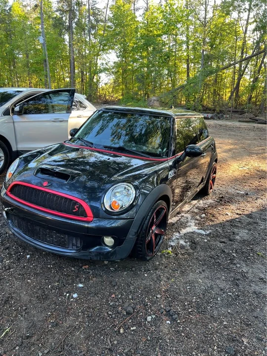 2008 Mini Mini 2nd Gen - Image 2 of 6
