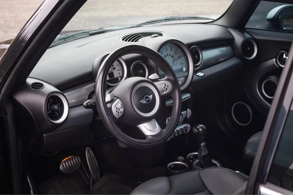 2008 Mini Mini Cooper S 1st Gen - Image 16 of 19