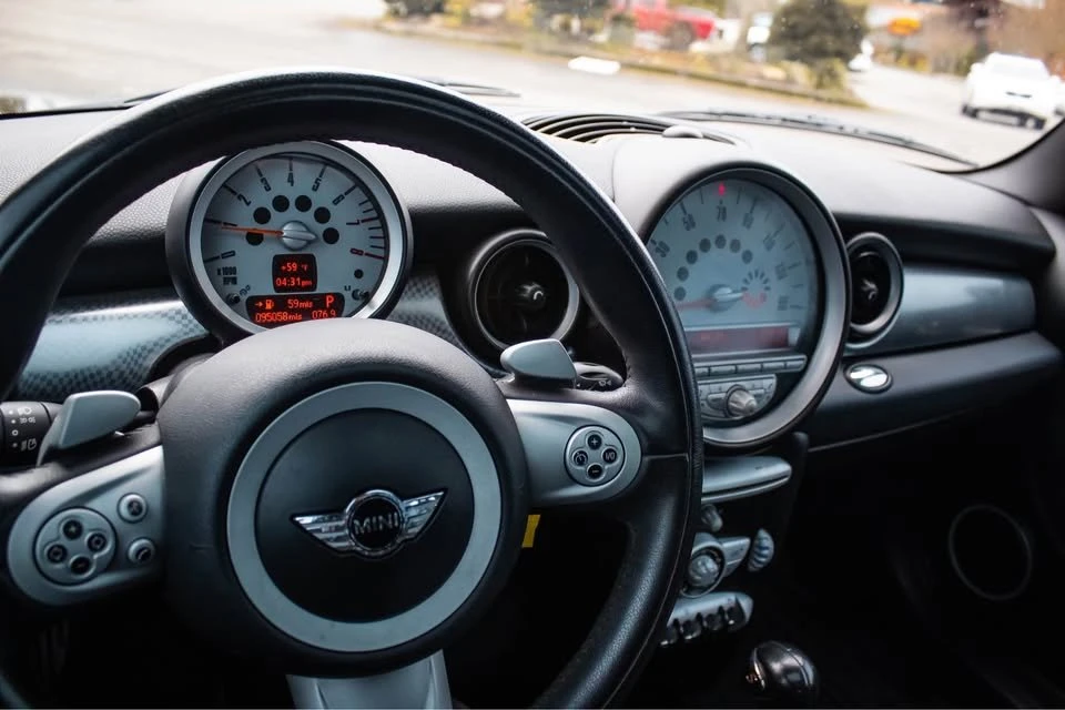 2008 Mini Mini Cooper S 1st Gen - Image 15 of 19
