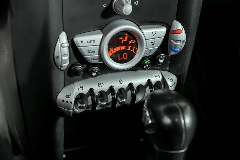2008 Mini Mini Cooper S 1st Gen - Image 26 of 28