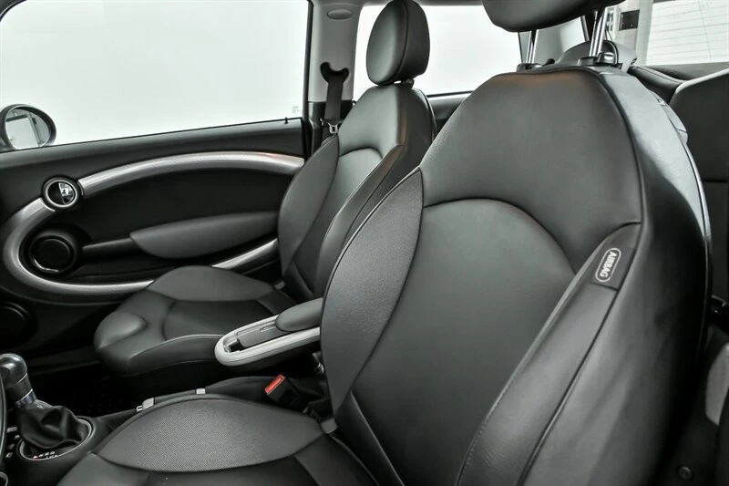 2008 Mini Mini Cooper S 1st Gen - Image 17 of 28