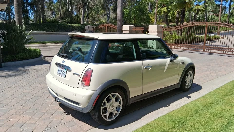 2008 Mini Coupe & Roadster - Image 8 of 16
