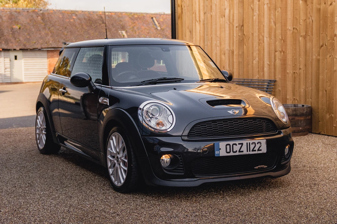 2008 Mini Mini 2nd Gen - Image 2 of 31