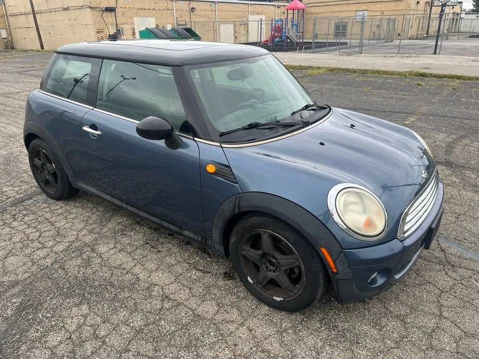 2008 Mini Mini 2nd Gen - Image 2 of 11