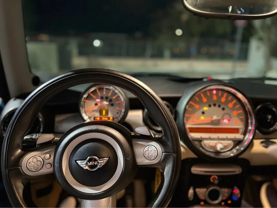 2008 Mini Mini 2nd Gen - Image 12 of 18