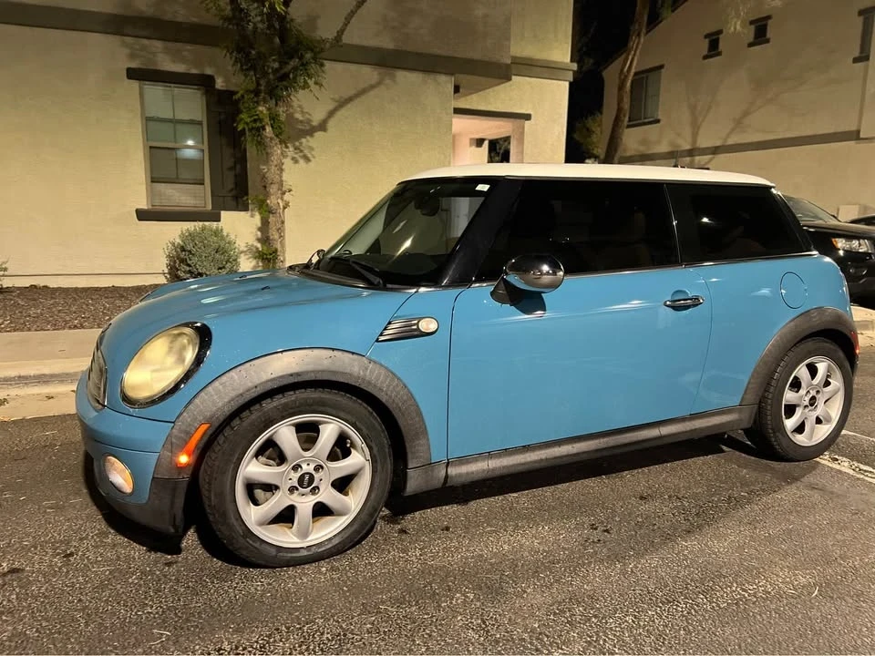 2008 Mini Mini 2nd Gen - Image 2 of 18