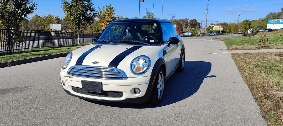 2008 Mini Mini 2nd Gen - Image 2 of 17