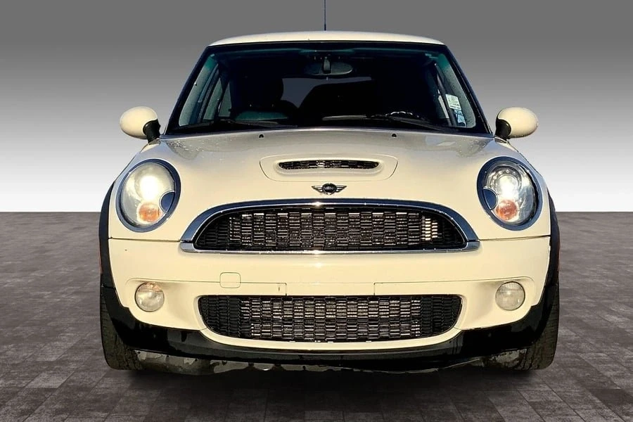 2008 Mini Mini 2nd Gen - Image 2 of 11