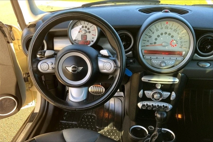 2008 Mini Mini 2nd Gen - Image 6 of 11