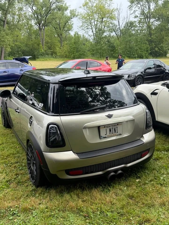 2008 Mini Mini 2nd Gen - Image 2 of 2