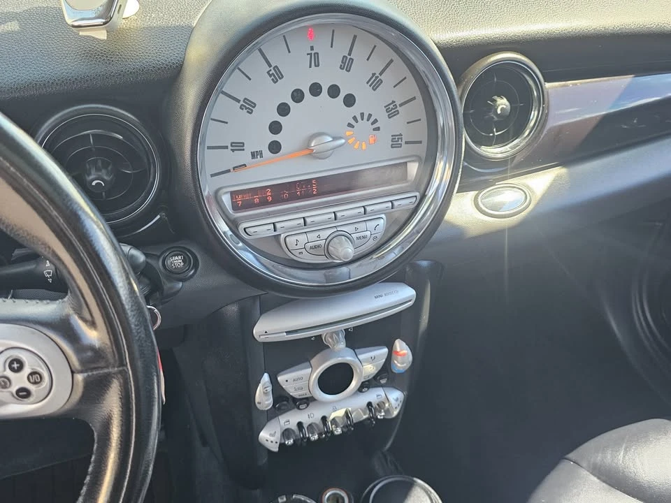 2008 Mini Mini Cooper S 1st Gen - Image 5 of 9