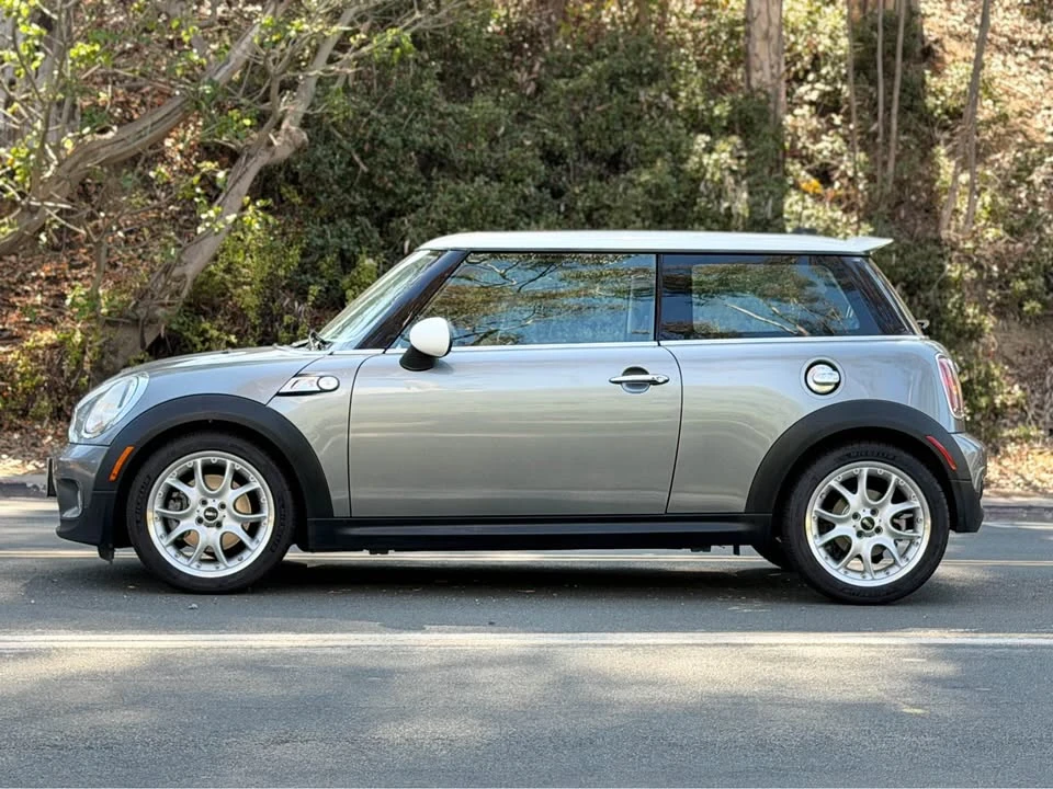 2008 Mini Mini Cooper S 1st Gen - Image 2 of 12