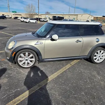 2008 MINI s
