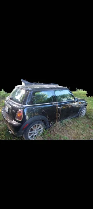 2008 Mini Mini 2nd Gen - Image 2 of 7