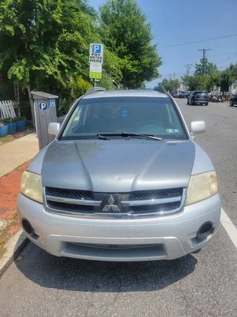 2008 Mitsubishi Endeavor - Image 2 of 8