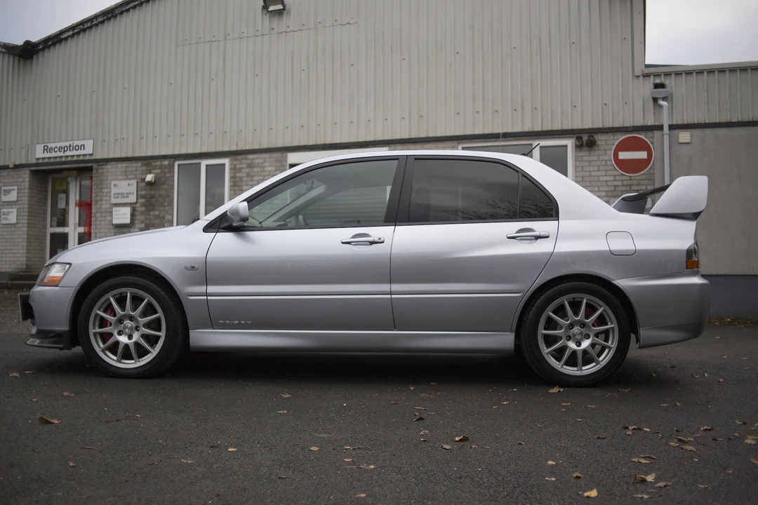 2008 Mitsubishi Lancer Evolution IX 8th Gen - Image 7 of 31