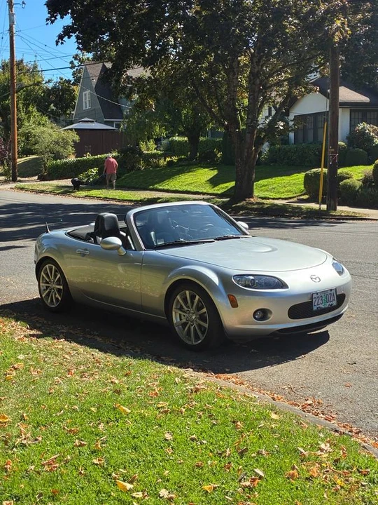 2008 Mazda NC MX-5 Miata - Image 6 of 12