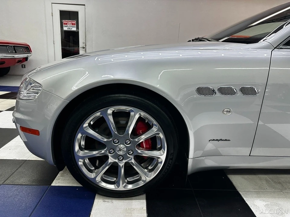 2008 Maserati Quattroporte - Image 11 of 24
