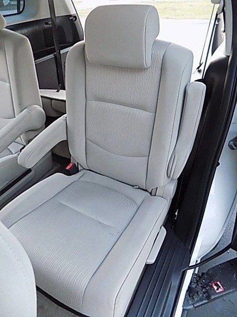 2008 Mazda Mazda 5 - Image 15 of 20