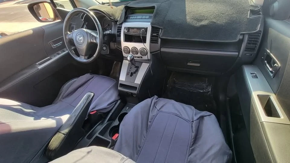 2008 Mazda Mazda 5 - Image 6 of 9