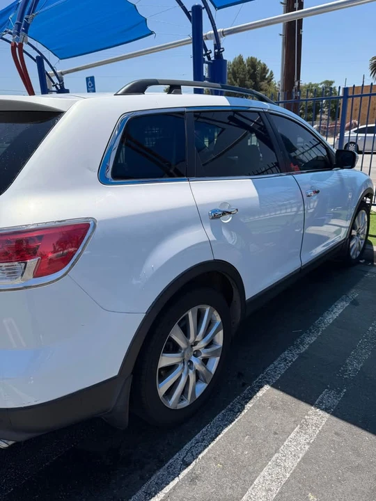 2008 Mazda CX-9 - Image 2 of 10