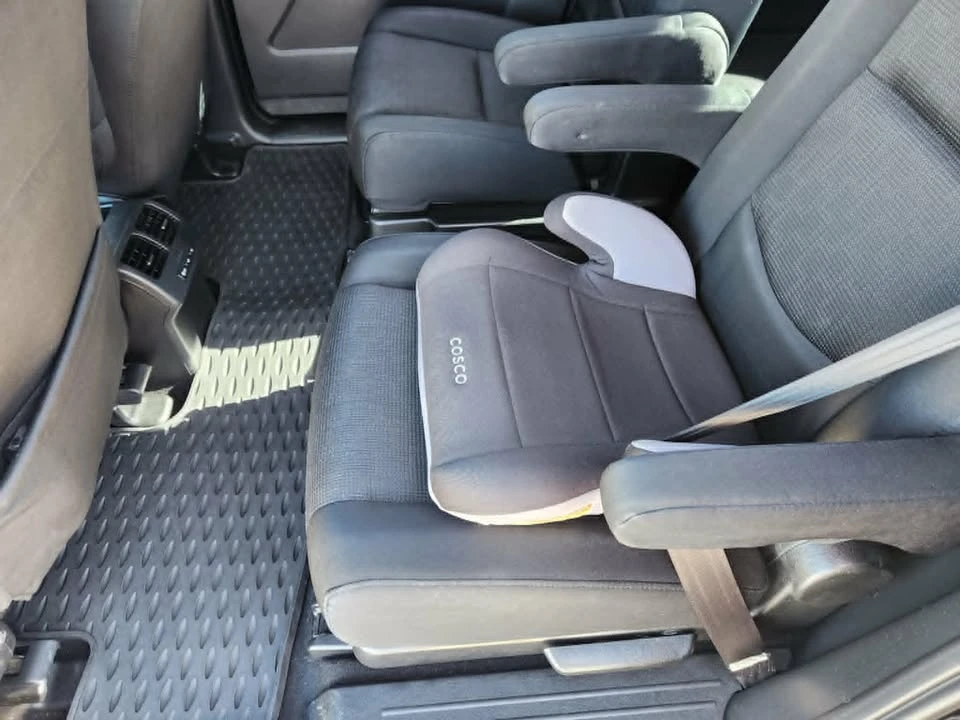 2008 Mazda Mazda 5 - Image 7 of 9